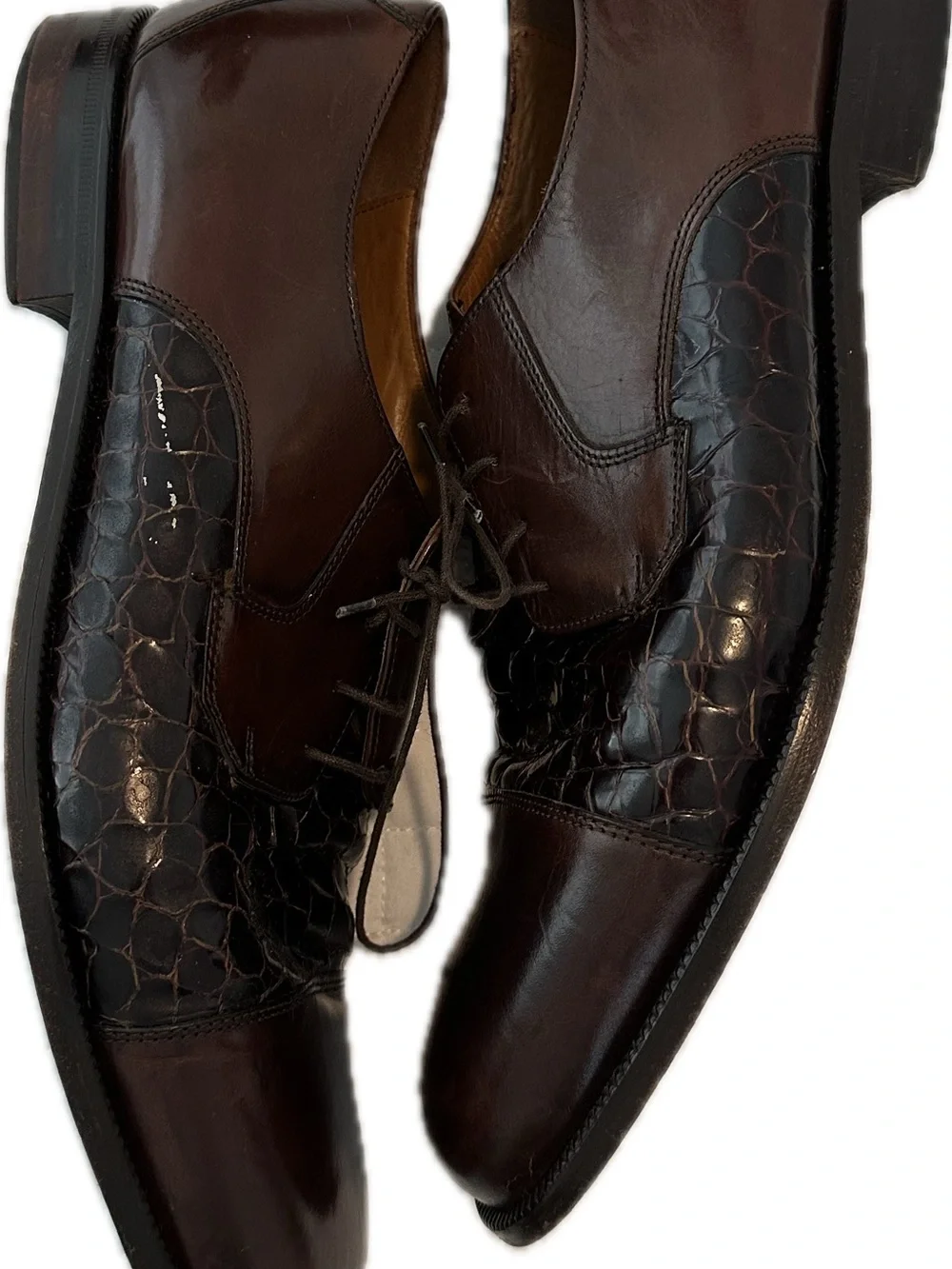 Bostonian Men's Dark Brown Leather Lace Up Oxfords with Croc Embossed Detail